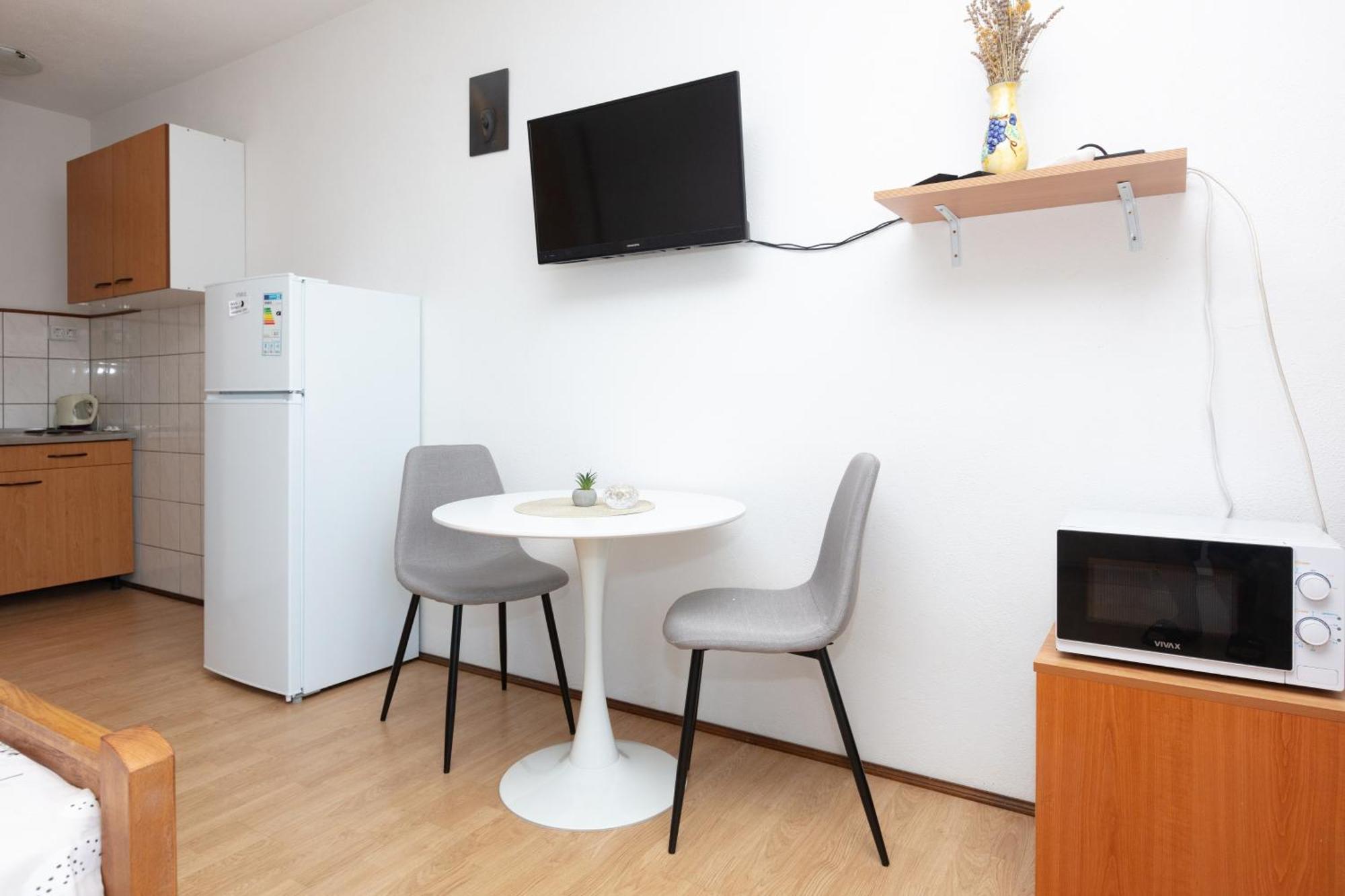 Apartments With A Parking Space Pirovac, Sibenik - 13263 Chambre photo